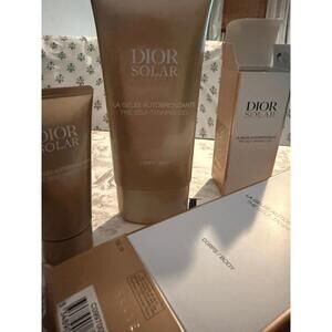 Dior Solar the self tanning gel for the face and body.